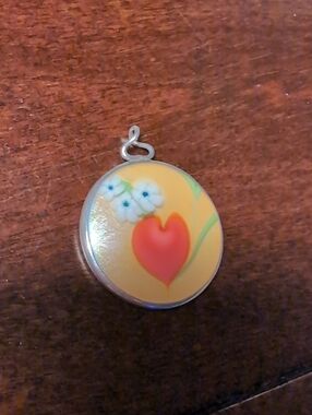 Orient and Flume Vintage Floral Heart Glass Pendant